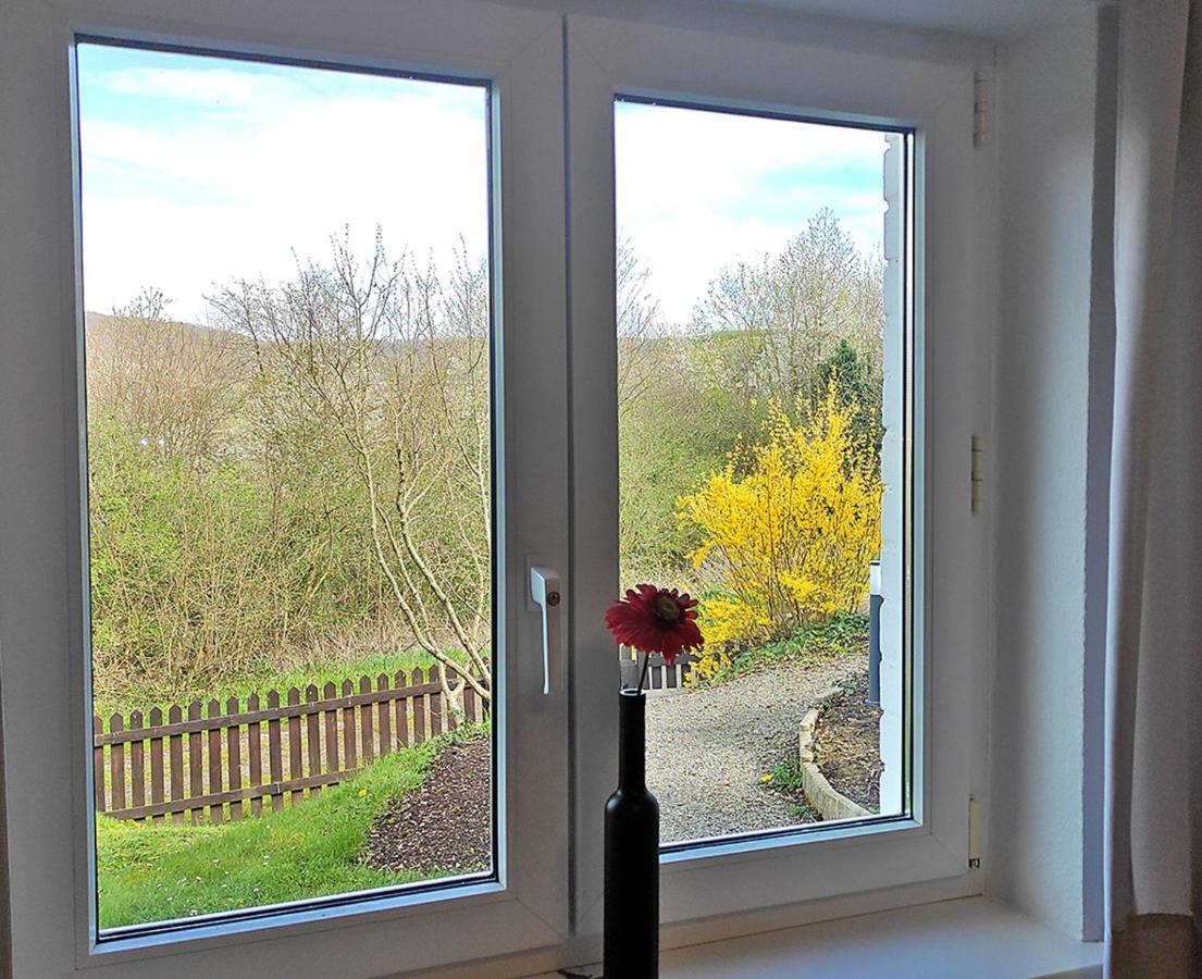 Haus Tannenweg Apartment Zell an der Mosel Luaran gambar